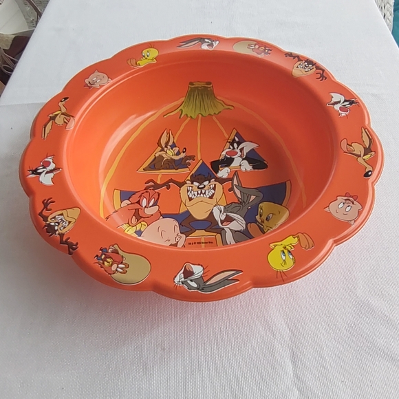 Vintage Looney Tunes Halloween Trick or Treat Bowl - Picture 4 of 7